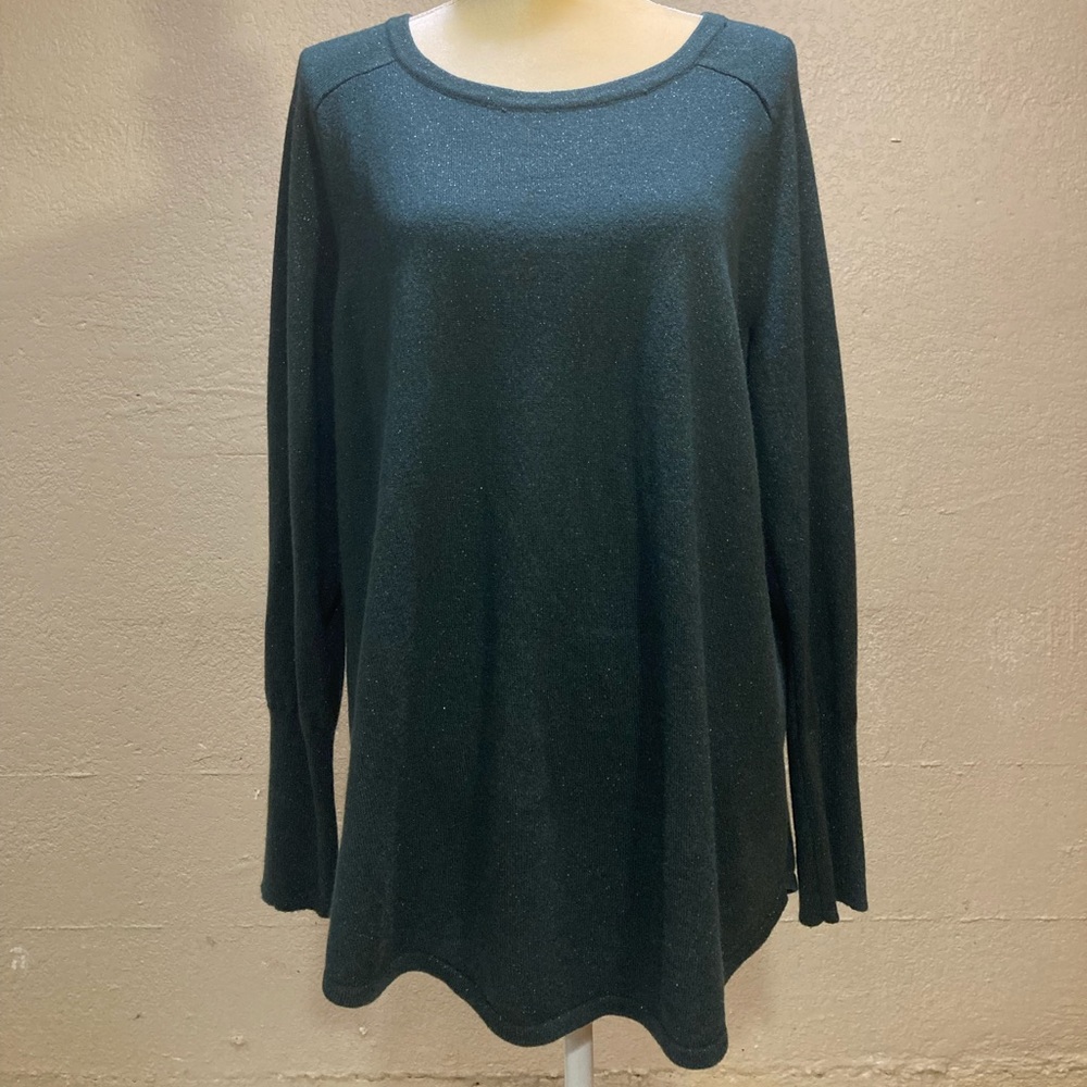 Apt. 9 Deep Green Sweater with Subtle Sparkle Detail. Size XL